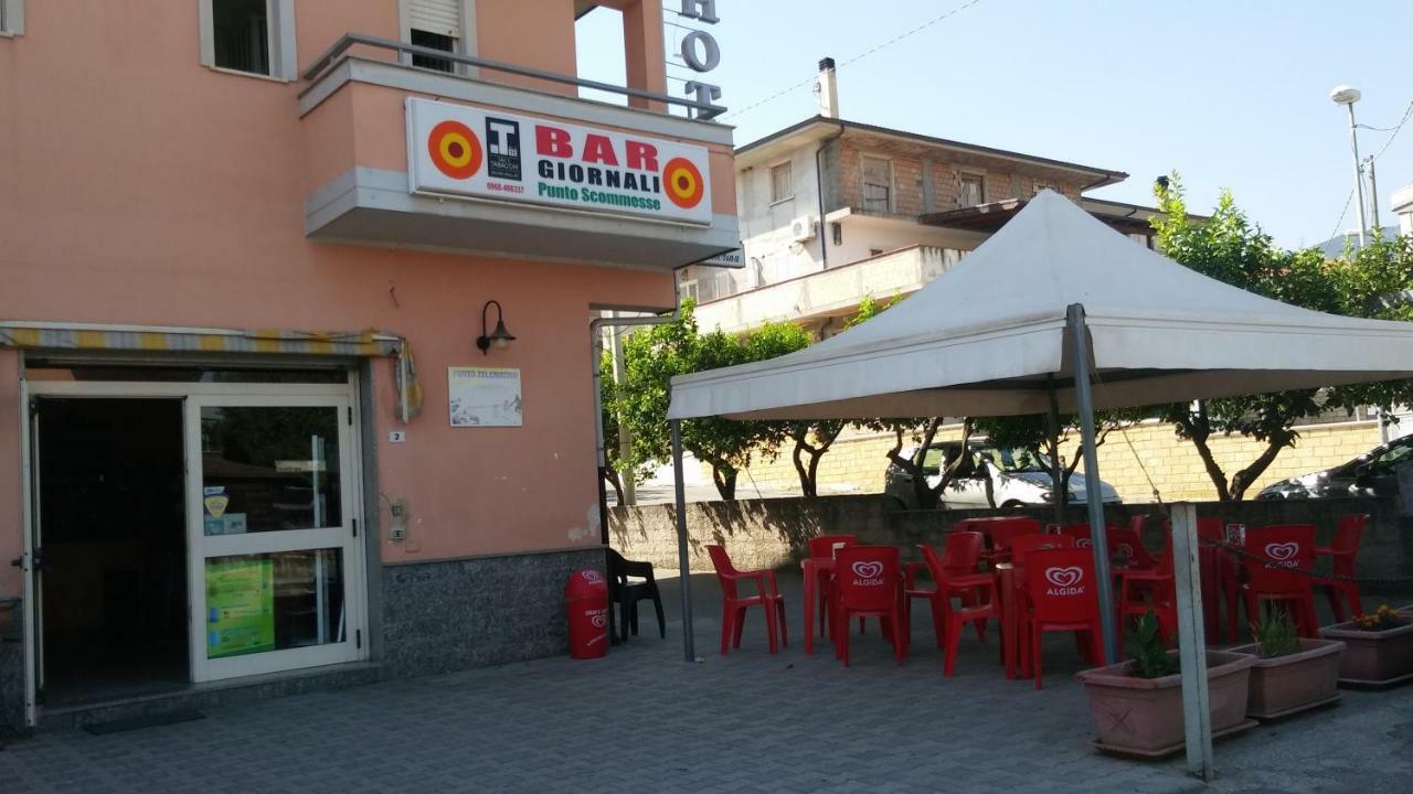 Hotel Santa Caterina 吉泽利亚 外观 照片