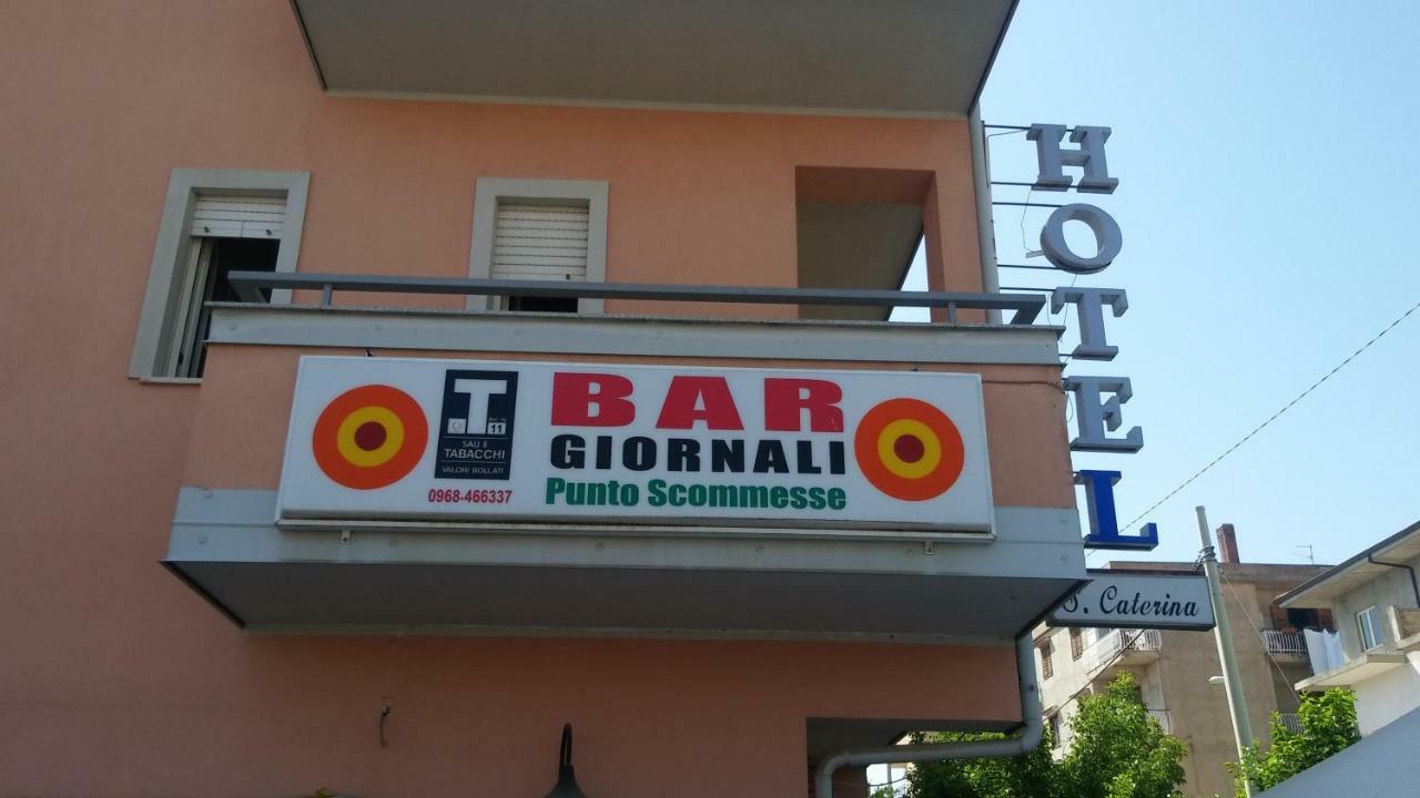 Hotel Santa Caterina 吉泽利亚 外观 照片